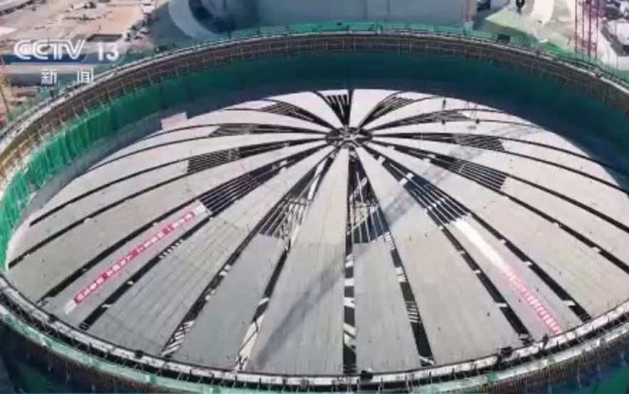 中国完成世界三大液化天然气储罐的屋顶